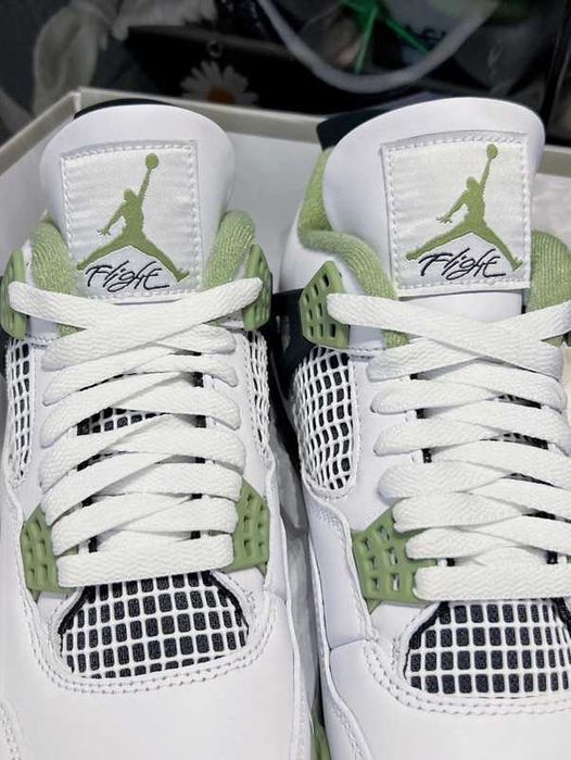 Jordan 4 Seafoam Oil Green R.39