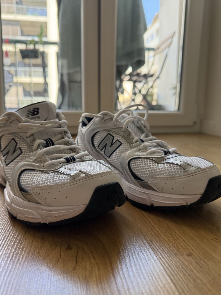 Ténis New Balance 530 - novos e orginais em azul e branco - 40.5