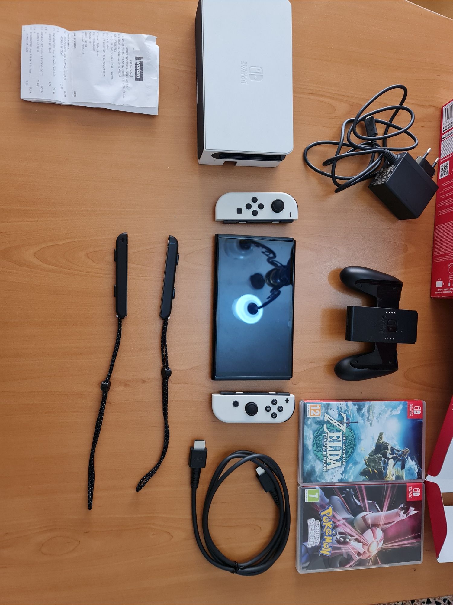 Nintendo Switch OLED praticamente nova + 2 jogos + garantia