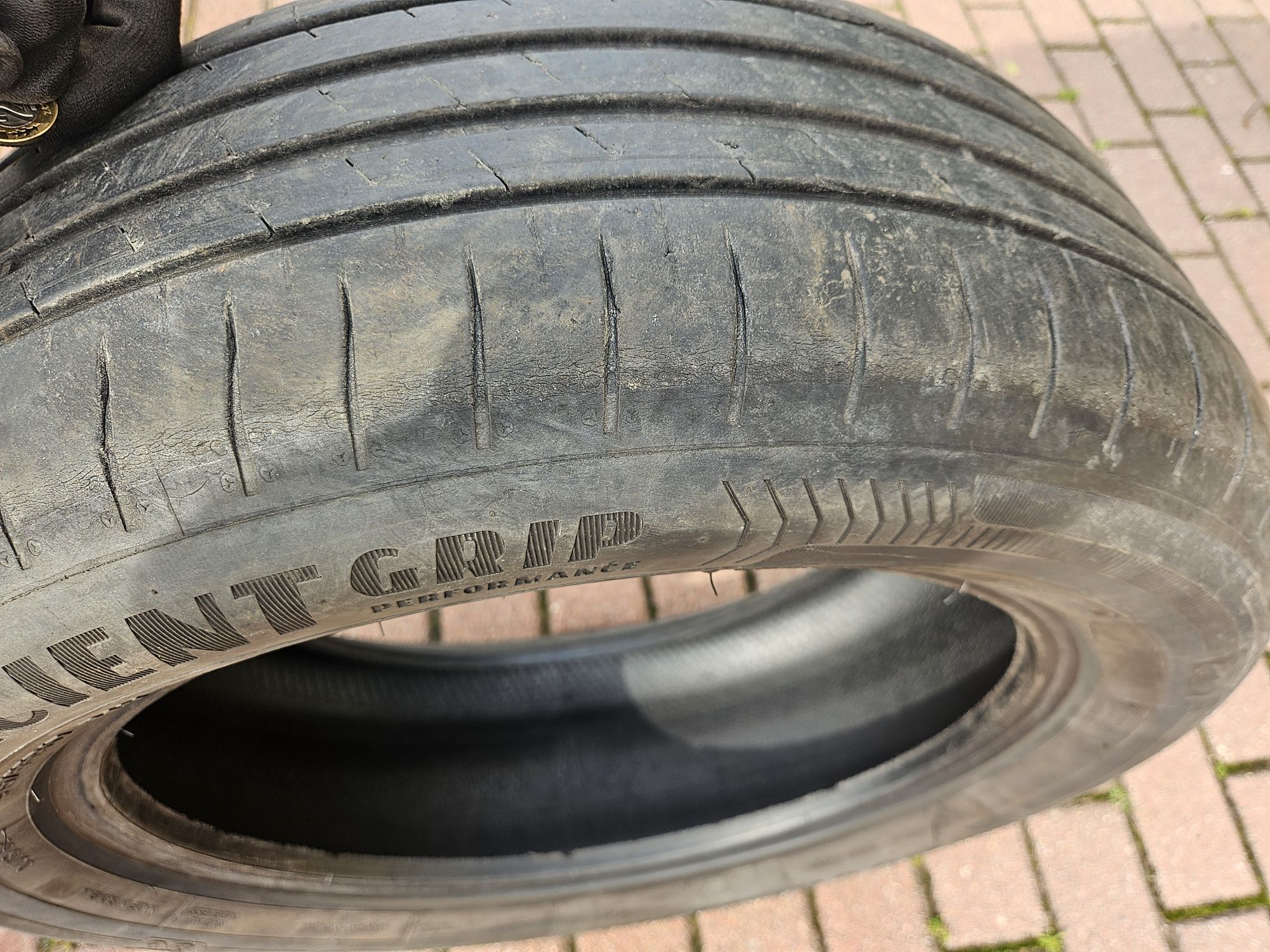 Opony Goodyear 17