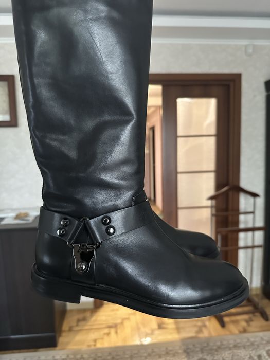 THE SELLER сапоги, Италия