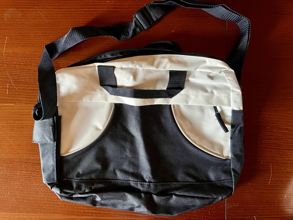 Torba na laptopa miękka