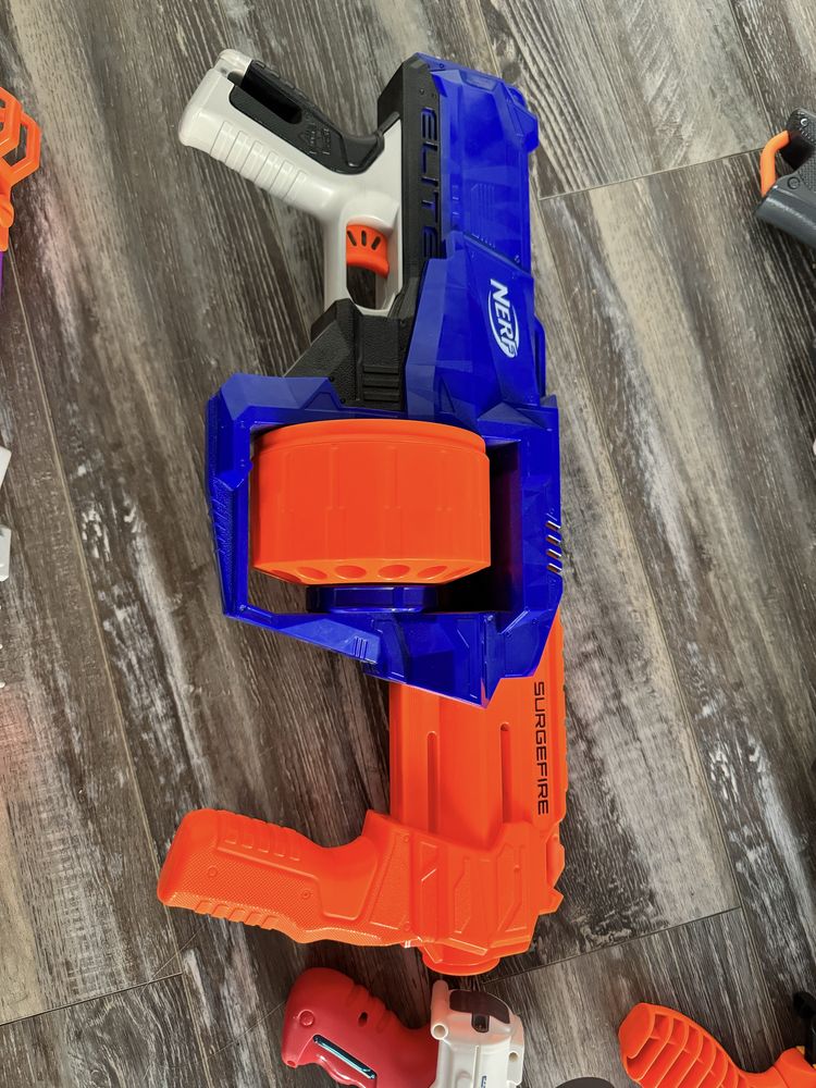 Пістолети Nerf стан нових