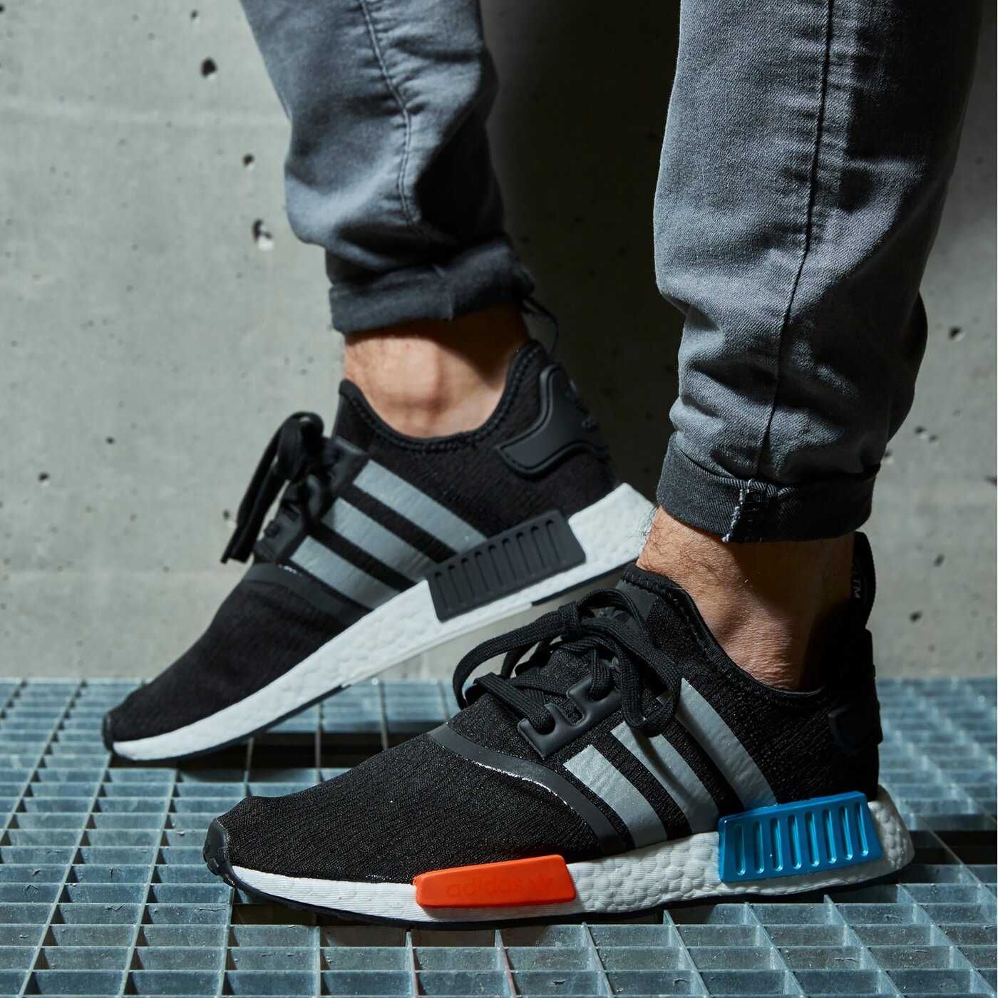 -20% Кроссовки adidas nmd r1 оригинал 40.5 25.5 см, boost, ozweego, zx