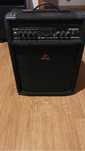 Behringer BXL1800 Ultrabass Amplificador de Baixo