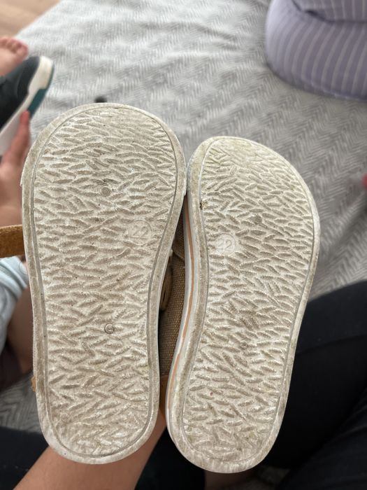 Тапки дитячі