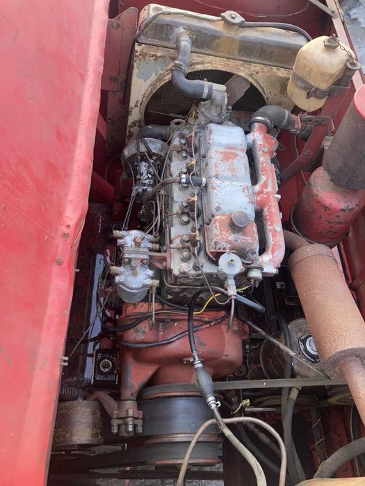 Комбайн зерновий Фергісон із січкарнею