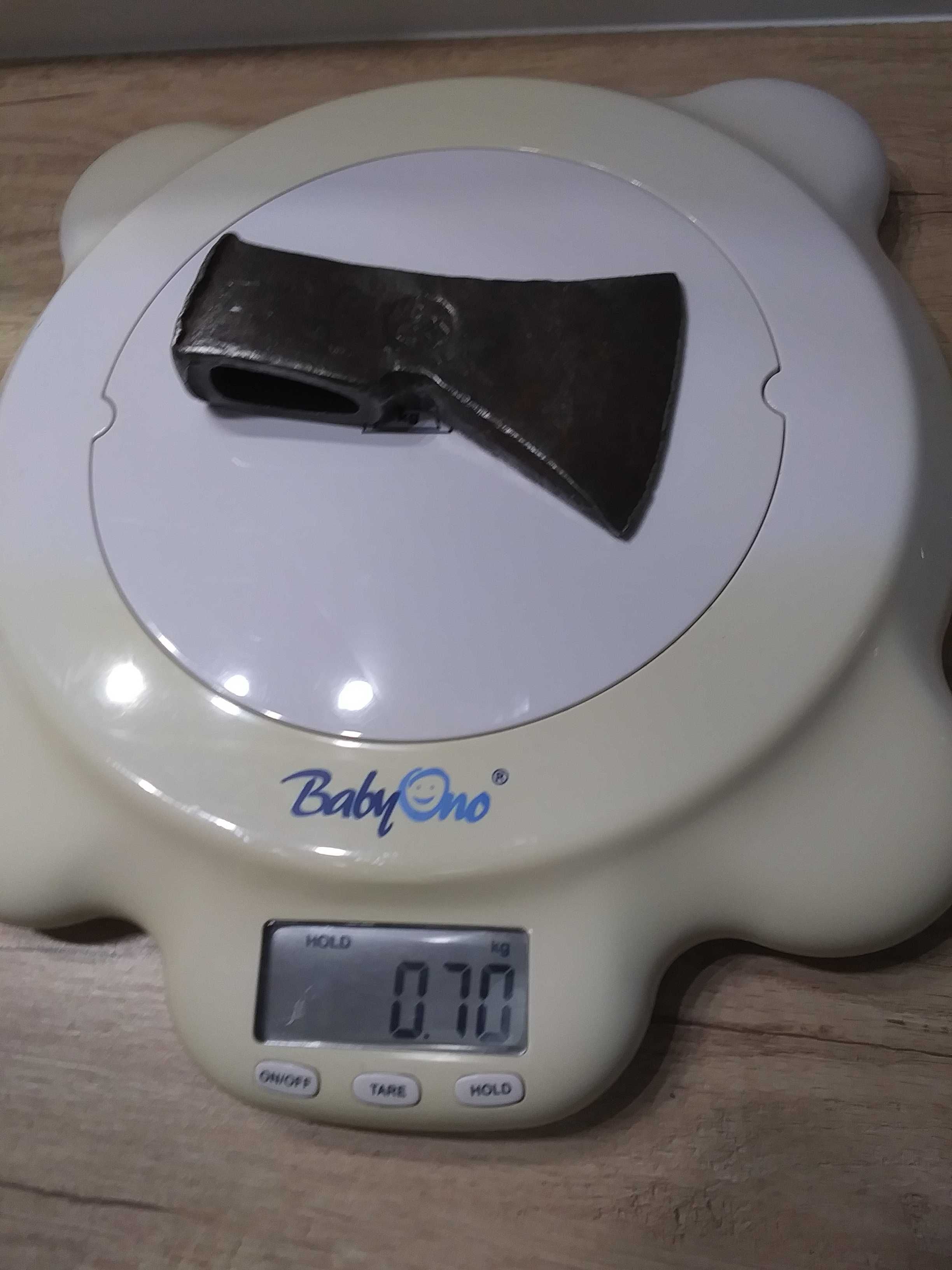 Stara siekiera 0,7 kg 700 gram polska narzedzia z PRL Kuźnia Sułkowice