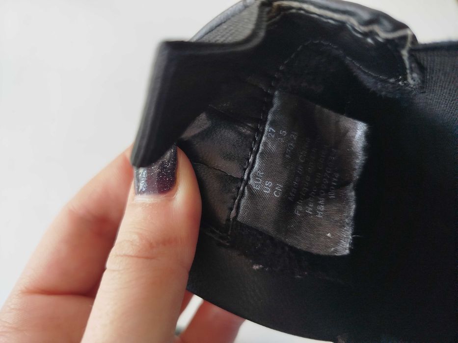 Продам дитячі ботінки