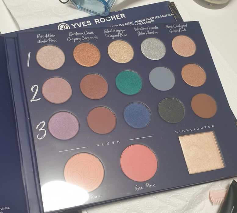 Piękna i wyjątkowa paleta do twarzy Yves Rocher Palette Multilooks