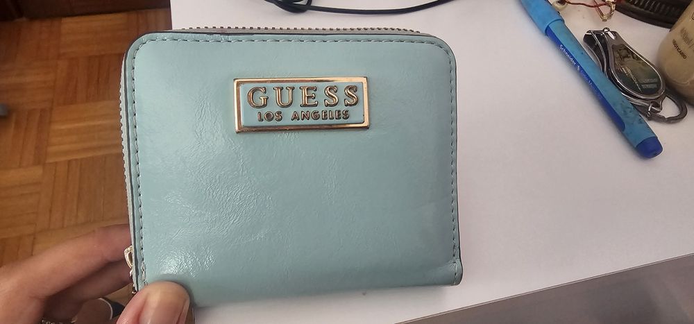 Carteira Guess nova