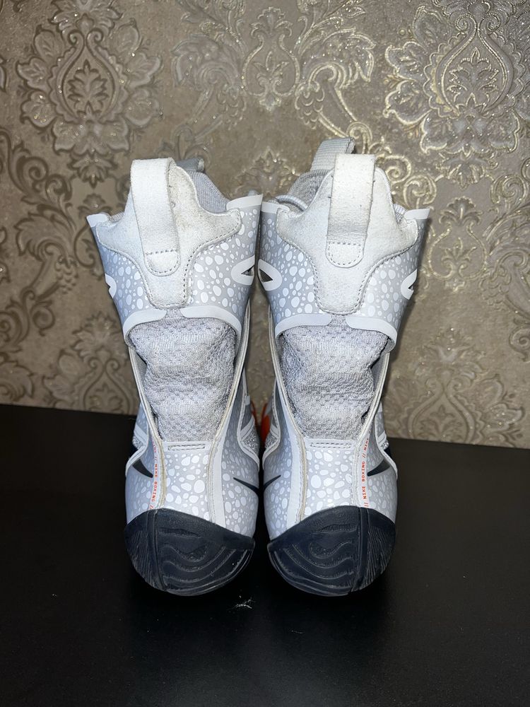 Продаю боксерки Nike Hyperko 2 SE multicolor