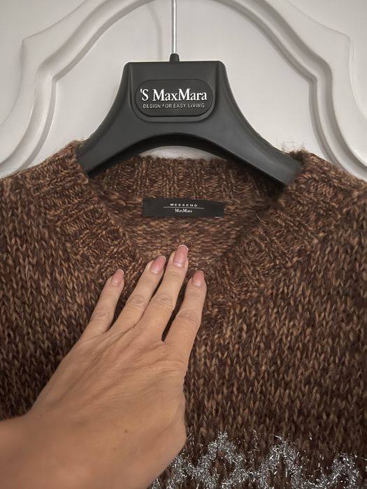 MAX MARA piękny sweter z srebrnym wzorem