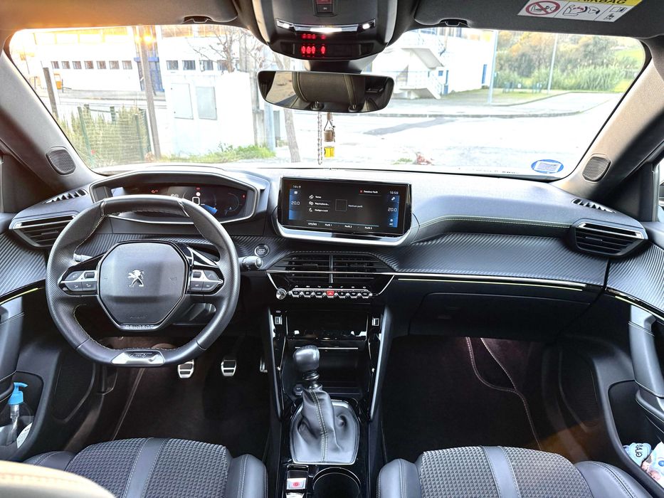 Peugeot 2008 GT LINE - 2022