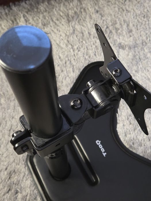 Suporte Monitor Ajustável