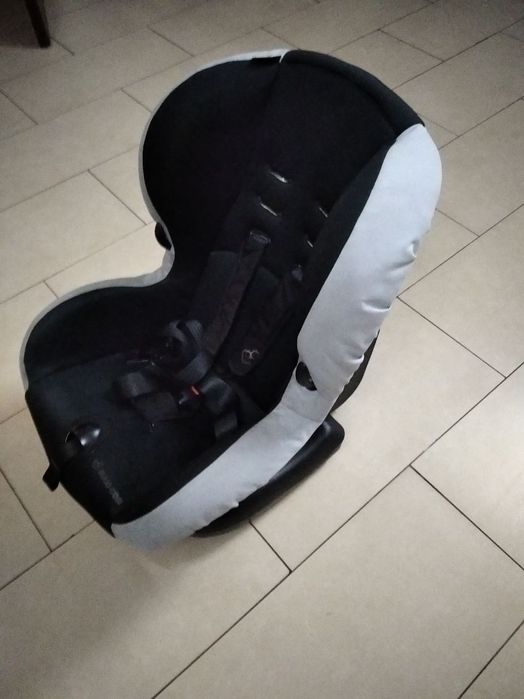 Foteli dziecięcy 9-18kg