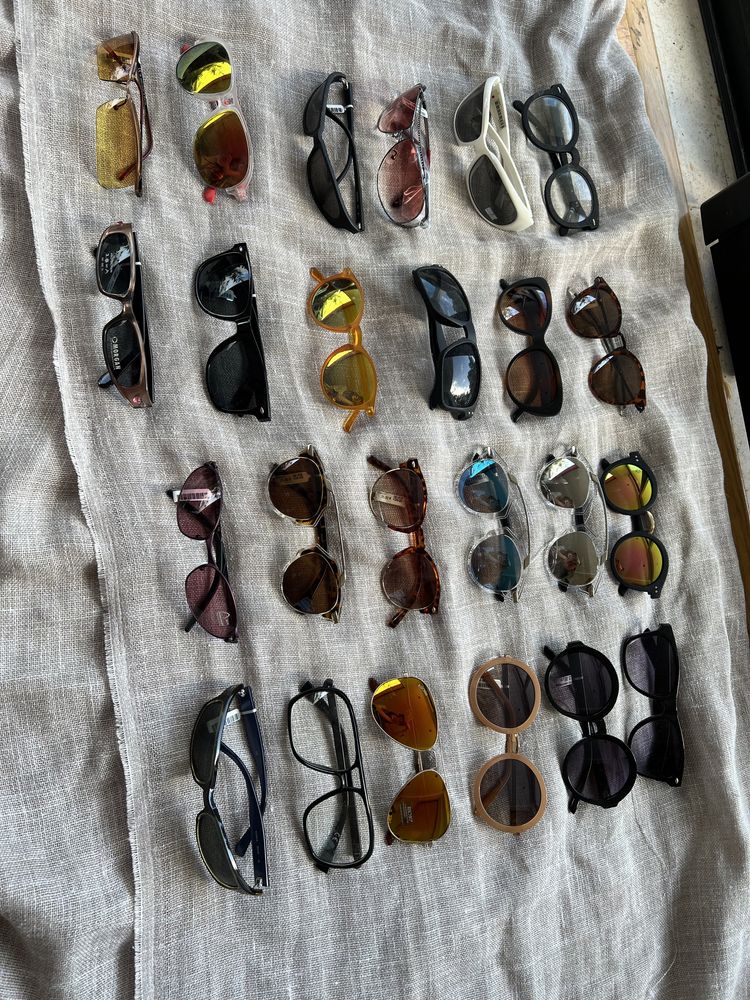 Oculos de sol de marcas variadas