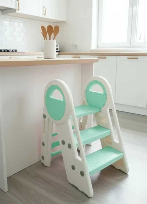 Nowe schodki dla dzieci, podest kitchen helper