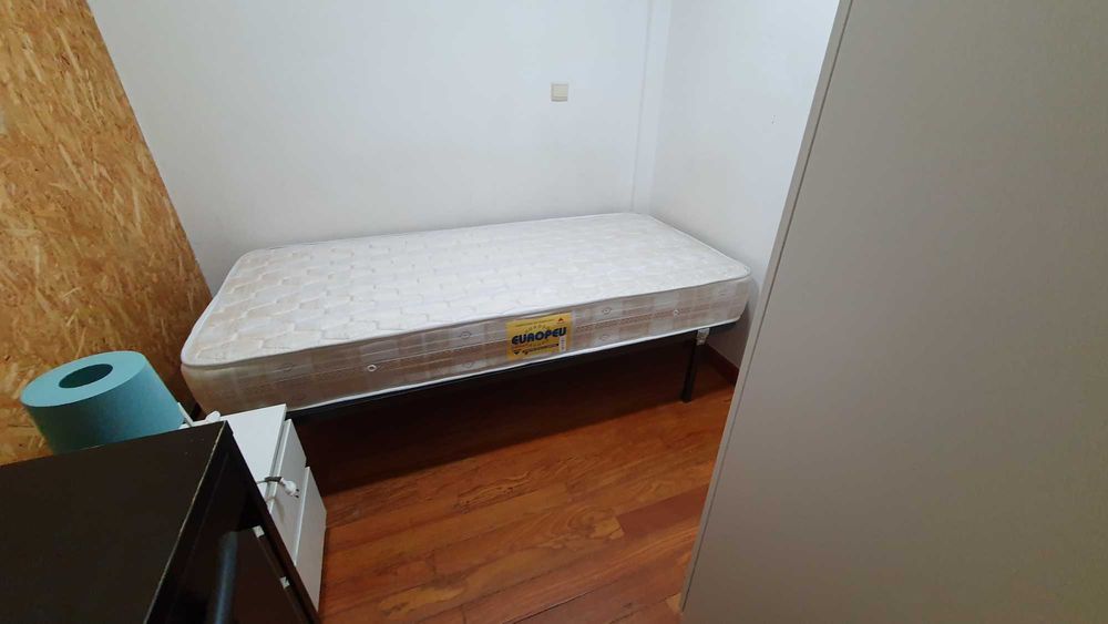 Quarto não fumadores com tudo incluído a 10 minutos de Lisboa