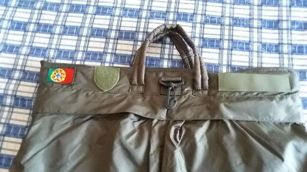 Saco Helmet Bag exército português, novo.