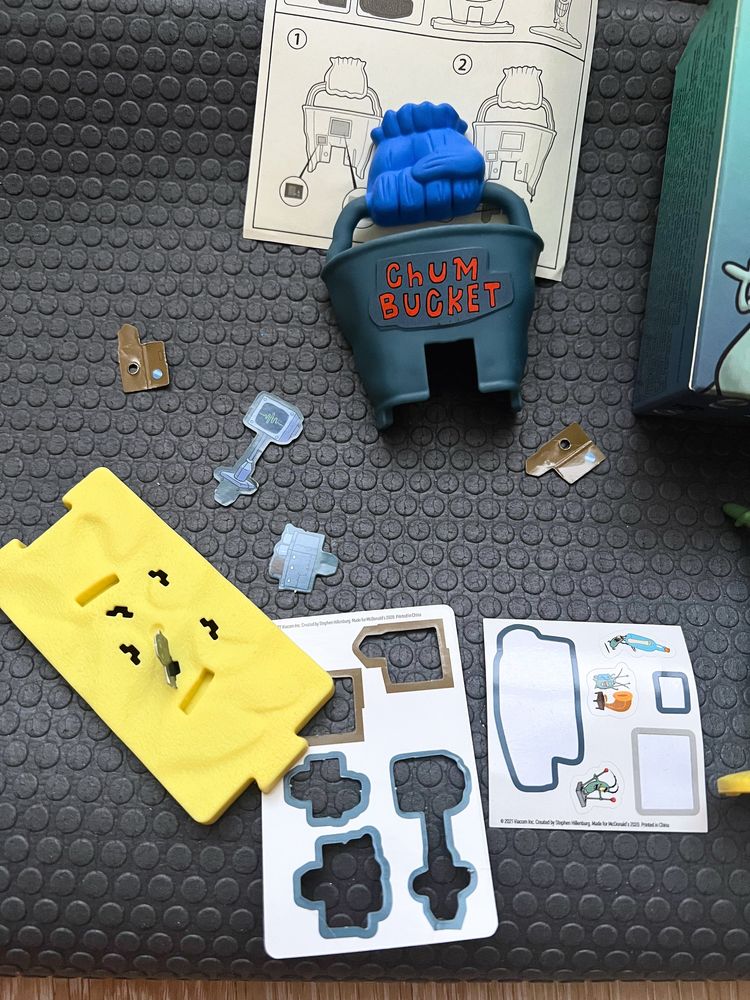 Іграшка з макдоналдс хеппі міл Спанч Боб happy meal