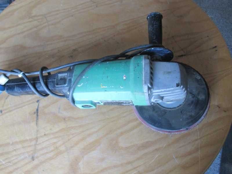 Szlifierka tarczowa polerka Hitachi Hikoki SAT-180