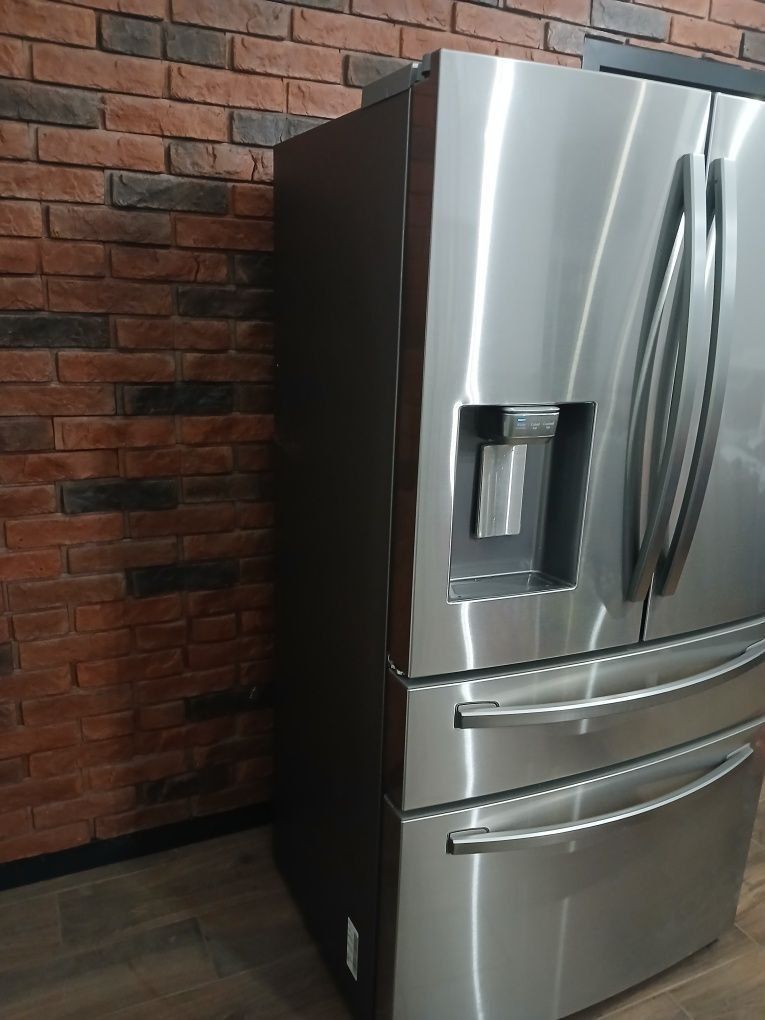 Холодильник Samsung RF24R7201SR Side-by-Side, місткий, доставка
