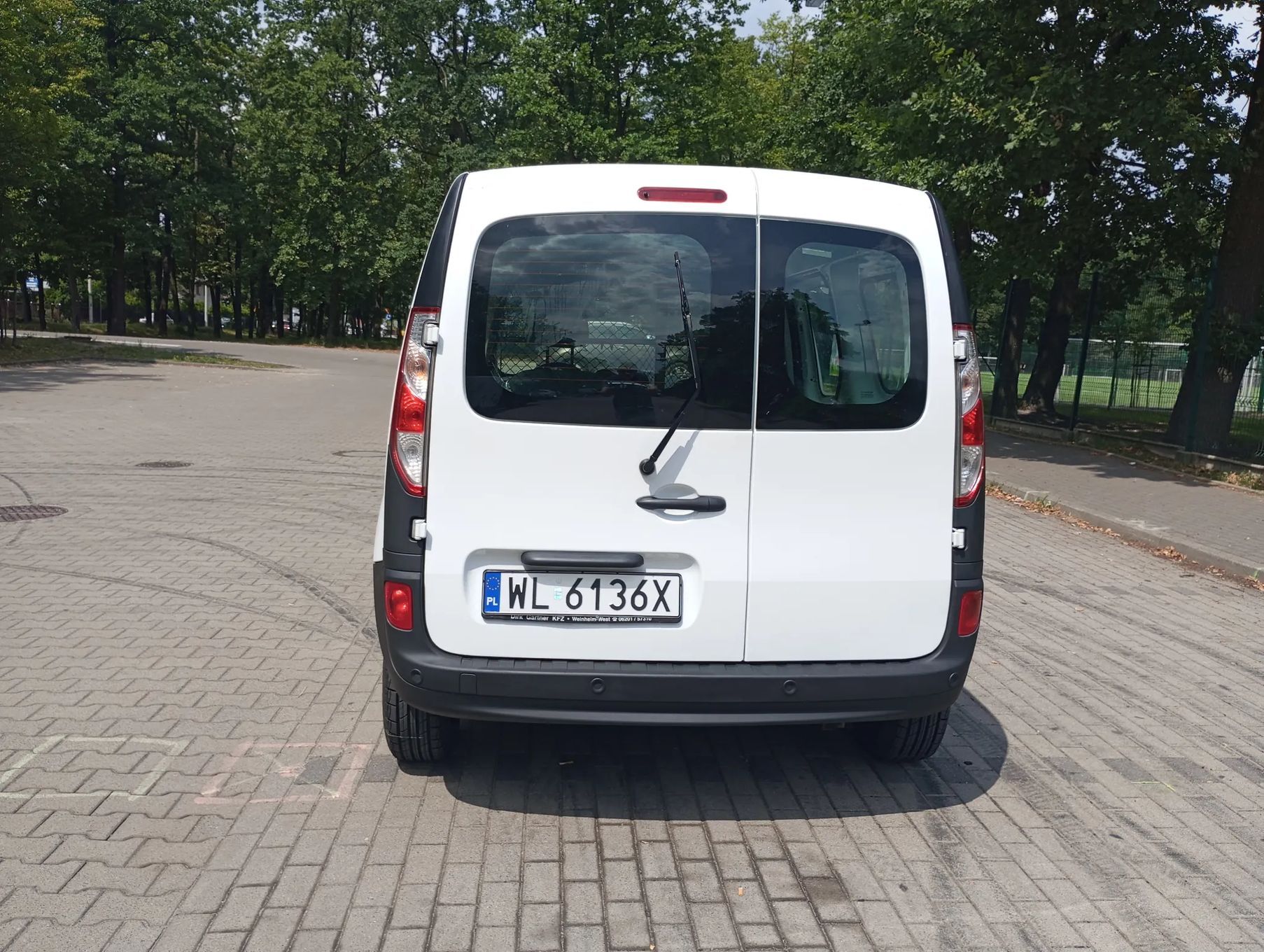 Renault Kangoo MAXI LONG stan jak nowy nowe opony i hamulce i olej vat 23