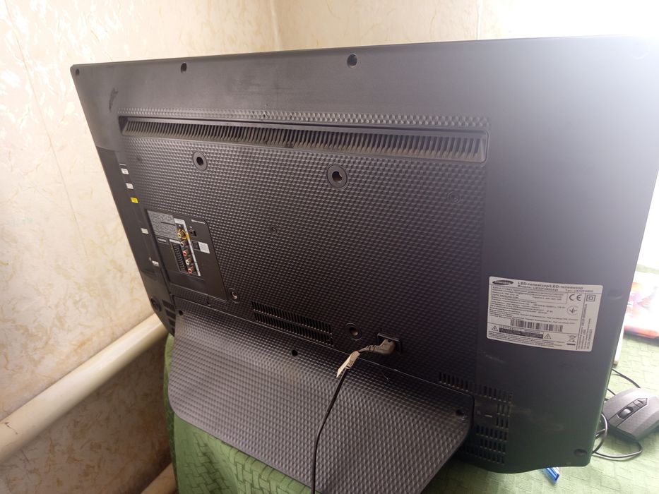 Телевізор самсунг