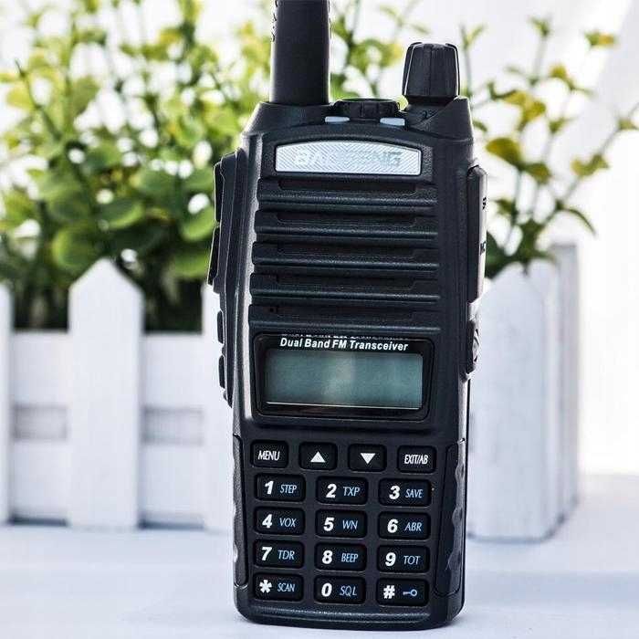 Radiotelefon Baofeng UV-82 HTQ 5W Skaner Rozblokowany Policja Straż