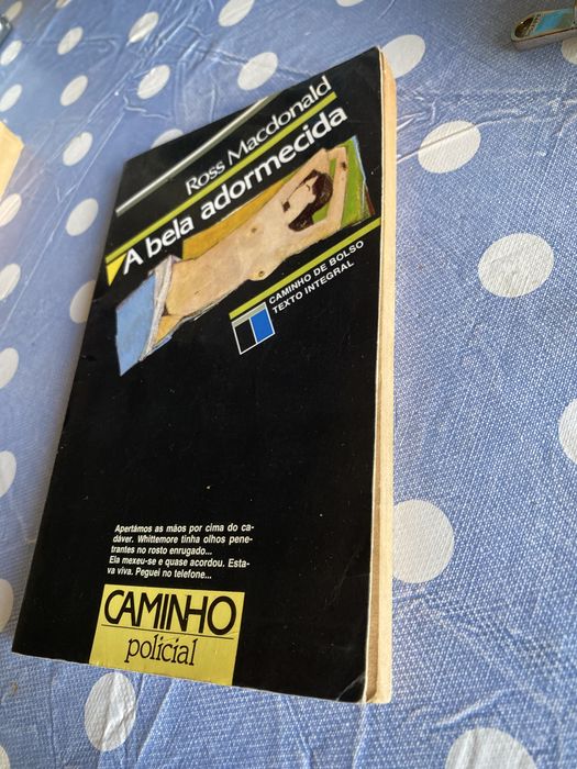 Livro “ a bela adormecida” Ross Macdonald