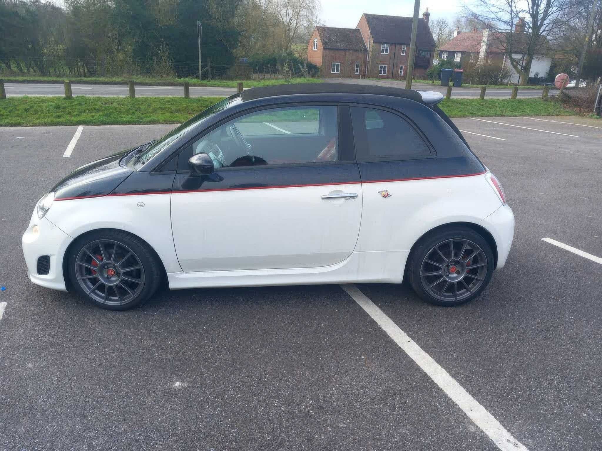 Fiat	500C		 	2011