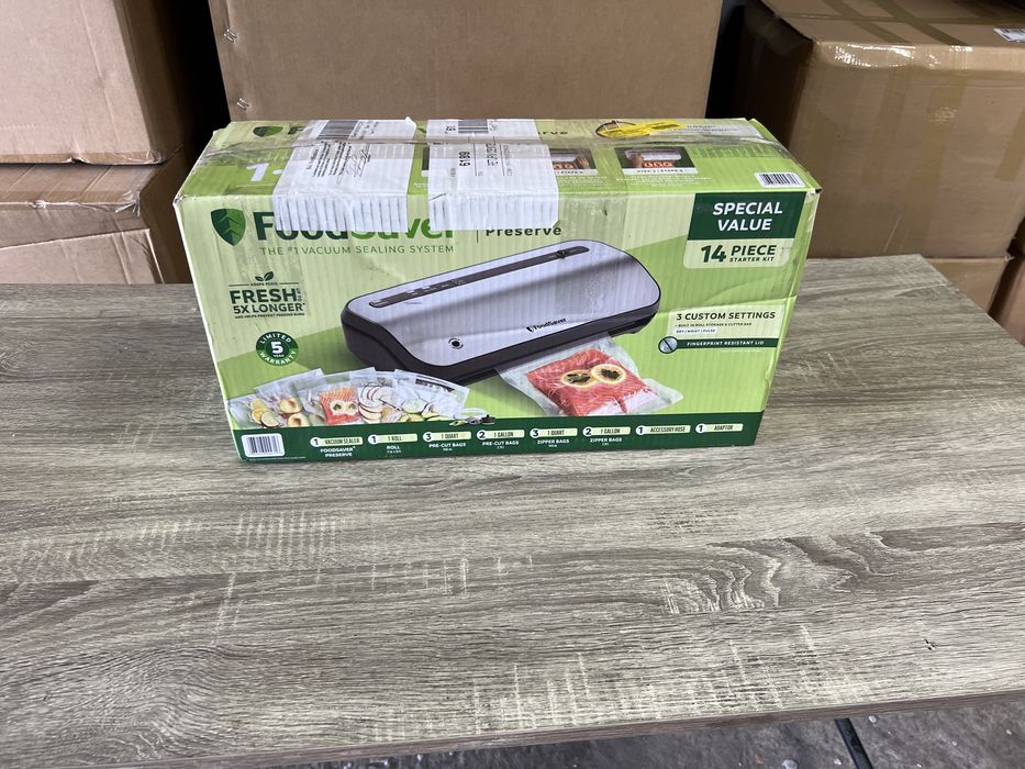 Вакуумний пакувальник FoodSaver Preserve