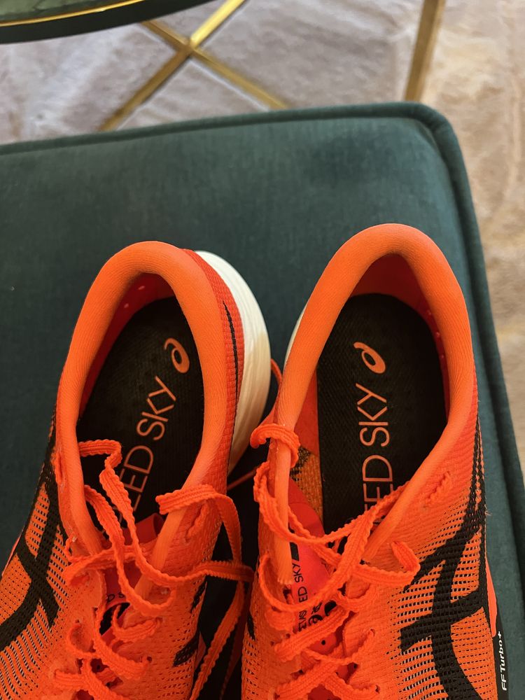 Buty biegowe Asics Metaspeed Paris 41.5