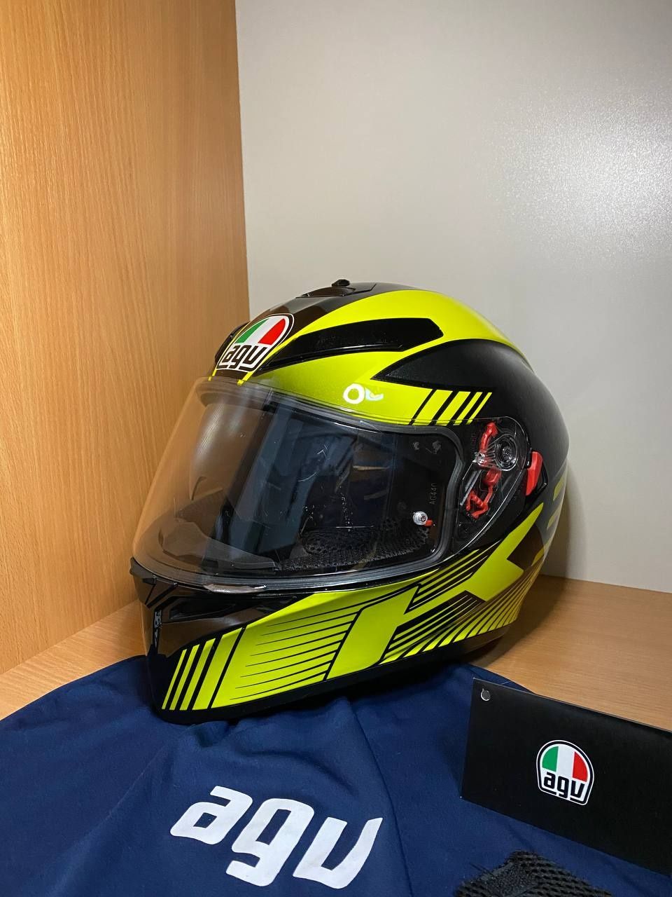 Мотошлем AGV K3 SV (Ls2 Mt Shoei Shark Xlite Hjc Icon Scorpion Ruroc)