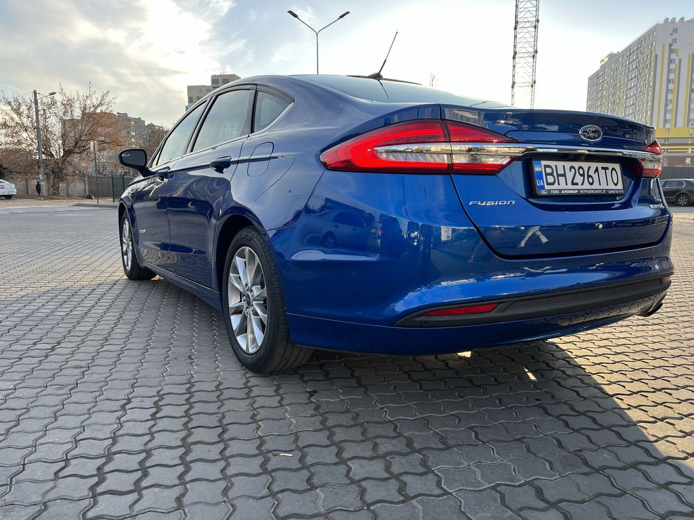 Продам Ford Fusion hybrid 2017