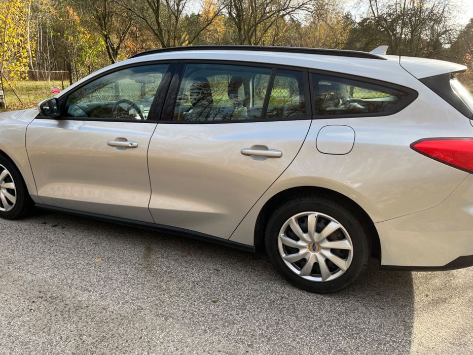 Ford Focus 1.5 EcoBlue 88 kW polisingowy . Zadbany