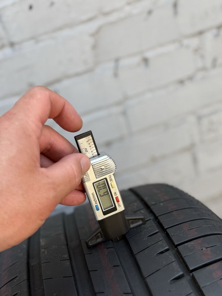 Топова шина‼️Falken Azenis 104Y 245/50 r18 6.7мм 2022рік