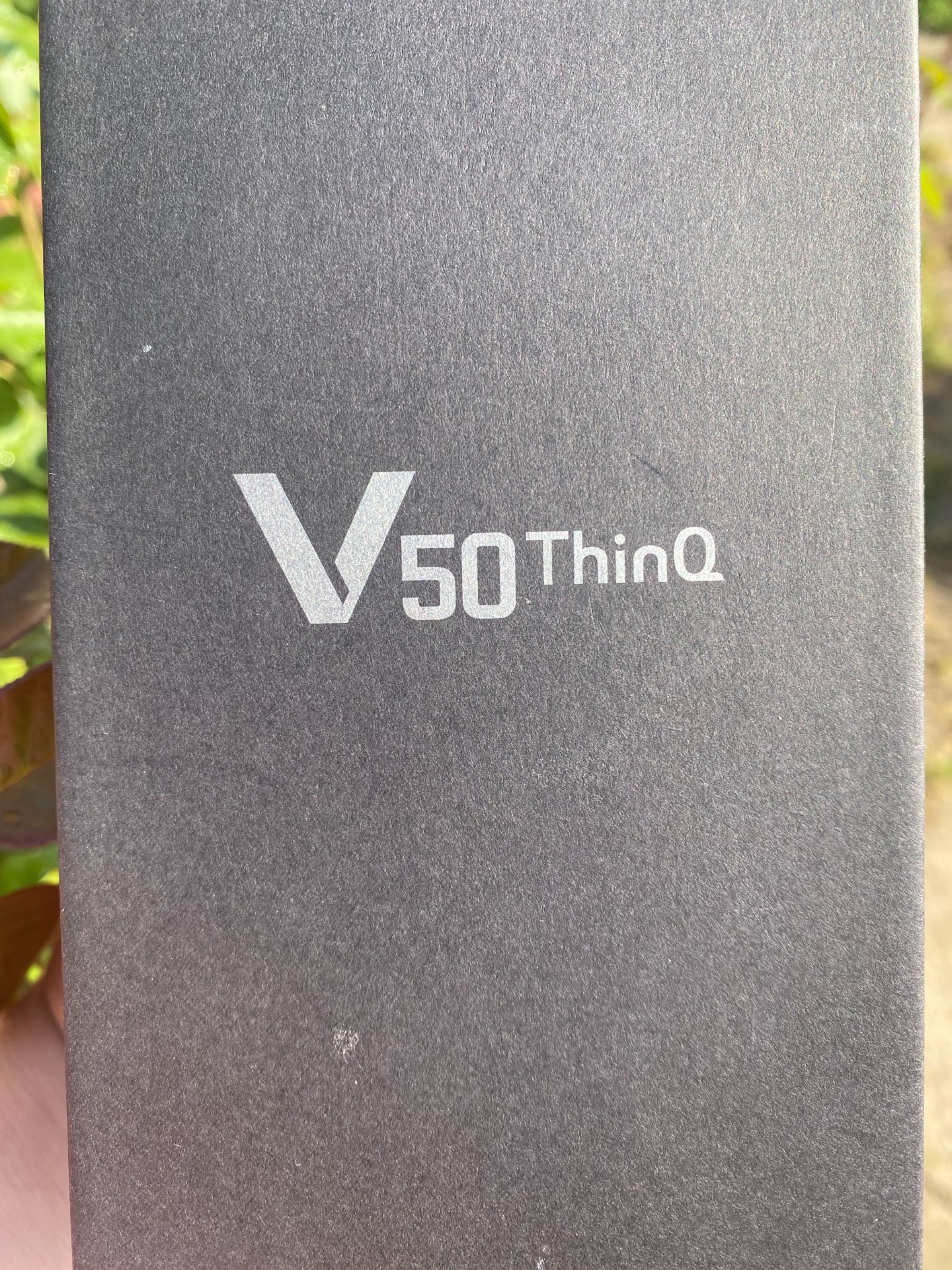 Продам новый LG V50  ThinQ  ориг Neverlock, память 6 /128 ГБ