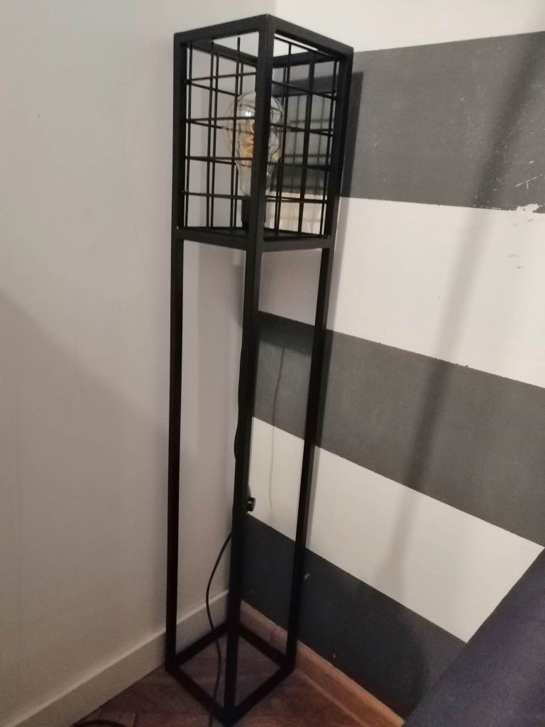 Lampa podłogowa loft