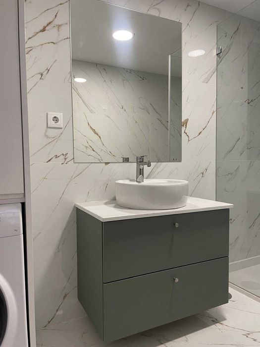 ALUGA-SE ESTÚDIO MEZANINO – PORTO – BAIXA