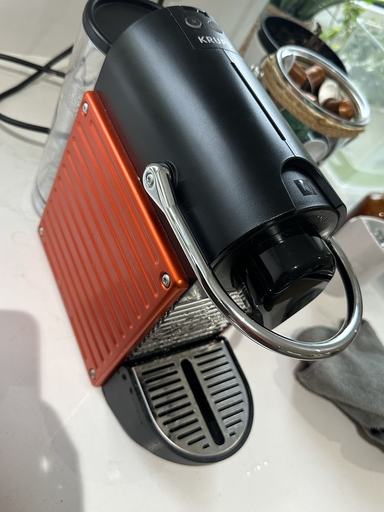 Nespresso Pixie Electric