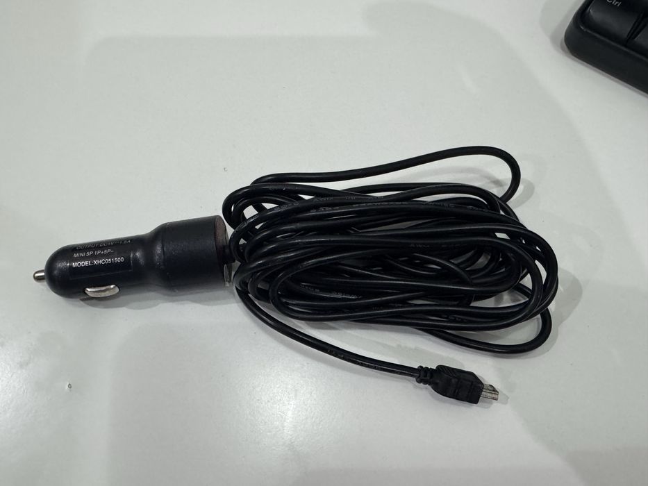 Адаптер автомобільний  5v 1,5a mini usb