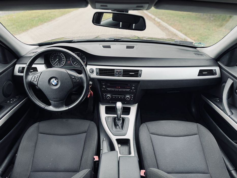 BMW Seria 3 E90 2.0 143KM facelift, sedan, zadbana, bezwypadek