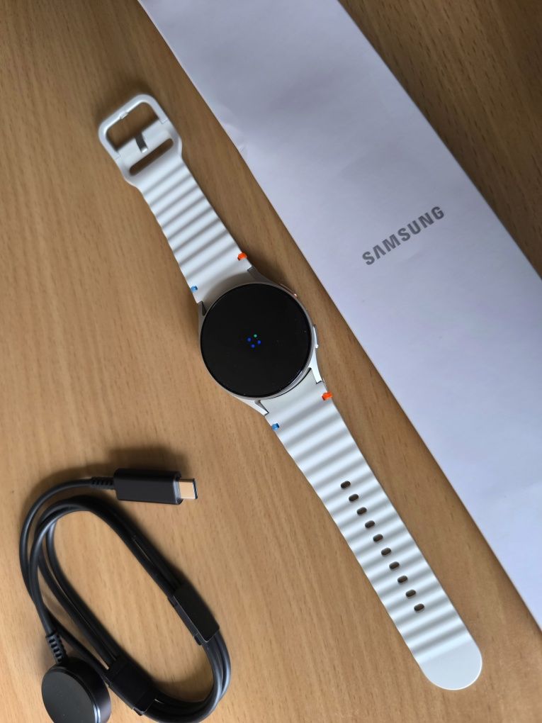 Smartwatch Galaxy 7 biały 40mm