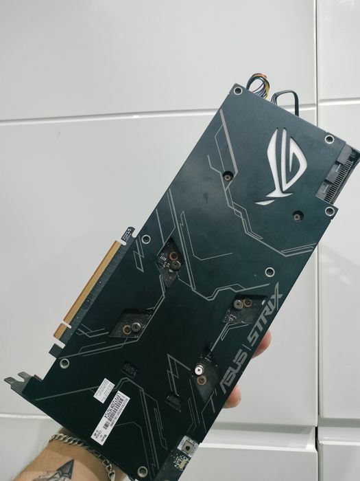 Karta Graficzna Asus RX5700XT