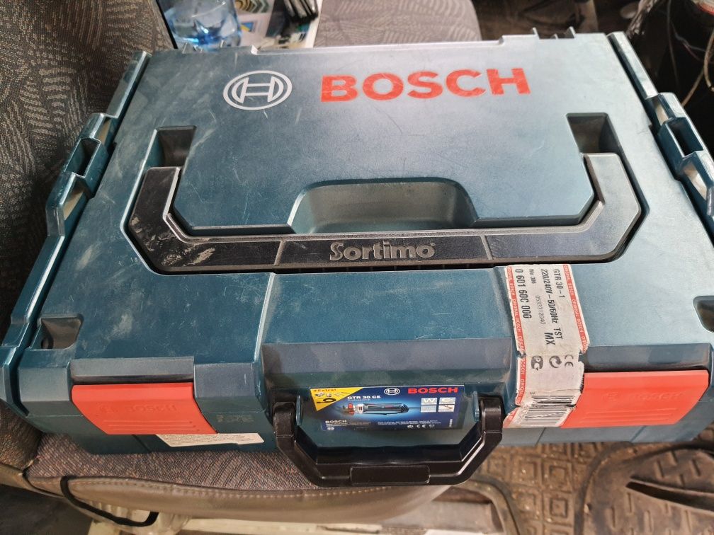 Фрезер Bosch GTR 30 CE, возможен обмен.