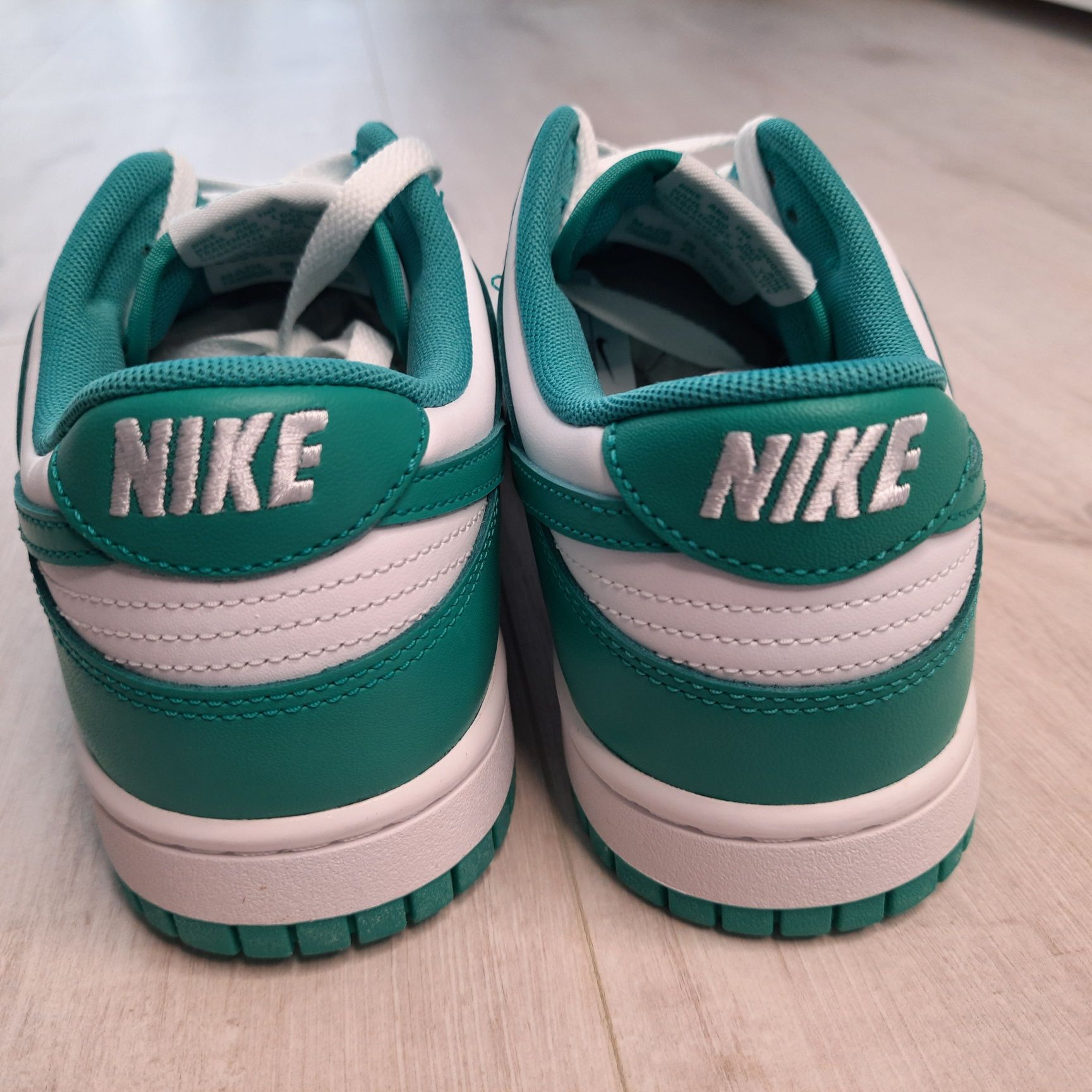 Оригінальні чоловічі кросівки Nike Dunk Low Retro Clear Jade (DV0833-1