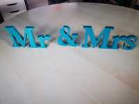 Napis Mr & Mrs do postawienia na stole