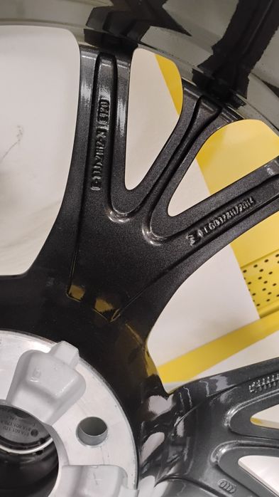 Felga 21 Audi SQ8 Q8 RSQ8 ET20 4M8 10J 5x112